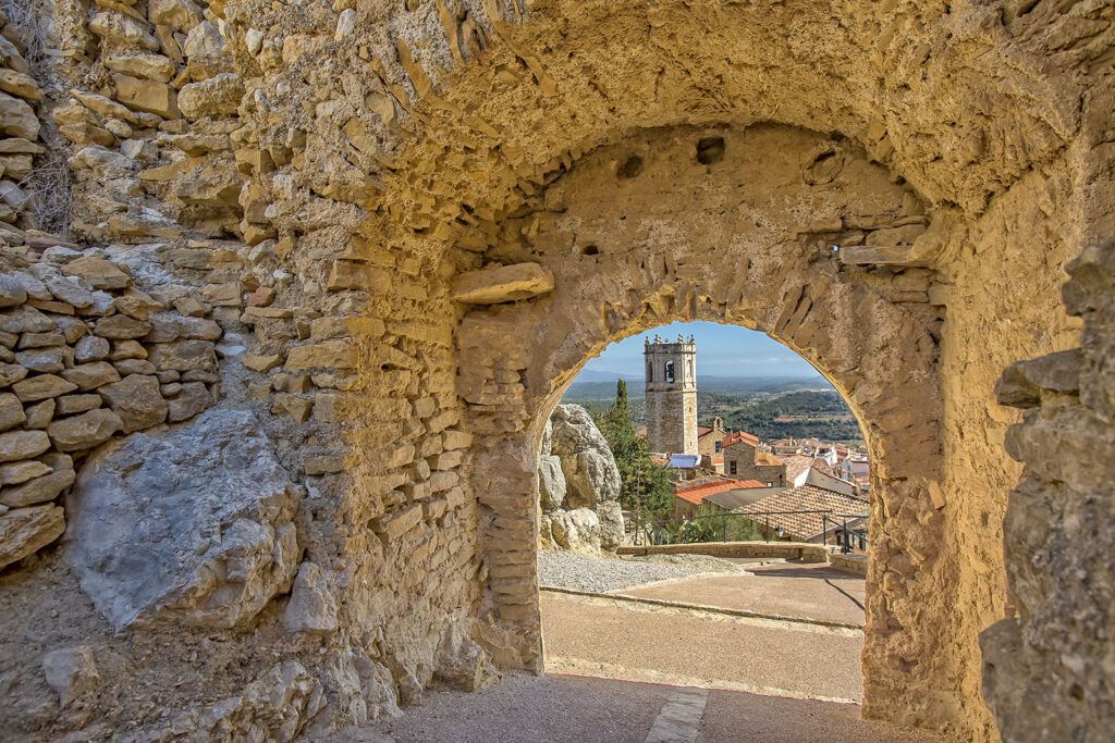 castillo cervera del maestre